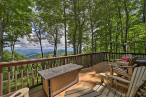 Hot Tub and Scenic Views Beech Mountain Retreat